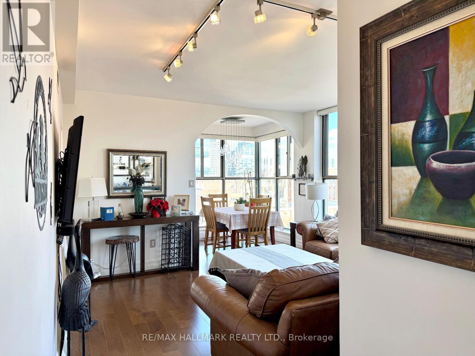 927 - 65 Scadding Avenue, Toronto, ON - Indoor