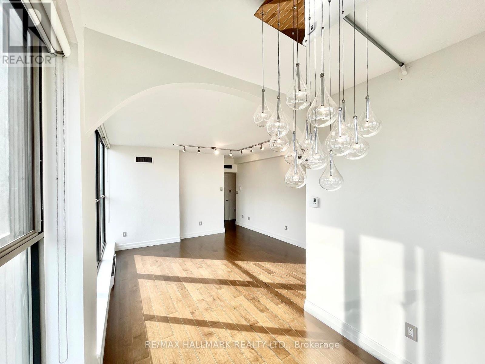 927 - 65 Scadding Avenue, Toronto, ON - Indoor Photo Showing Other Room