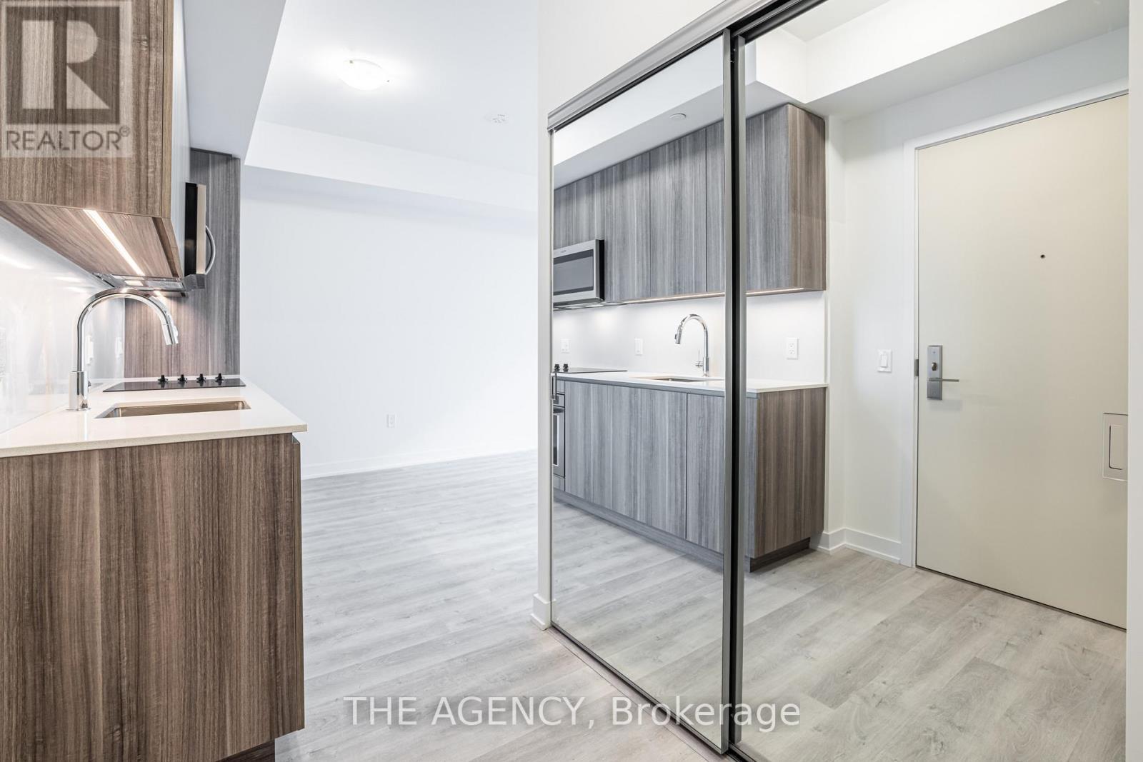 719 - 15 Richardson Street S, Toronto, ON - Indoor Photo Showing Other Room