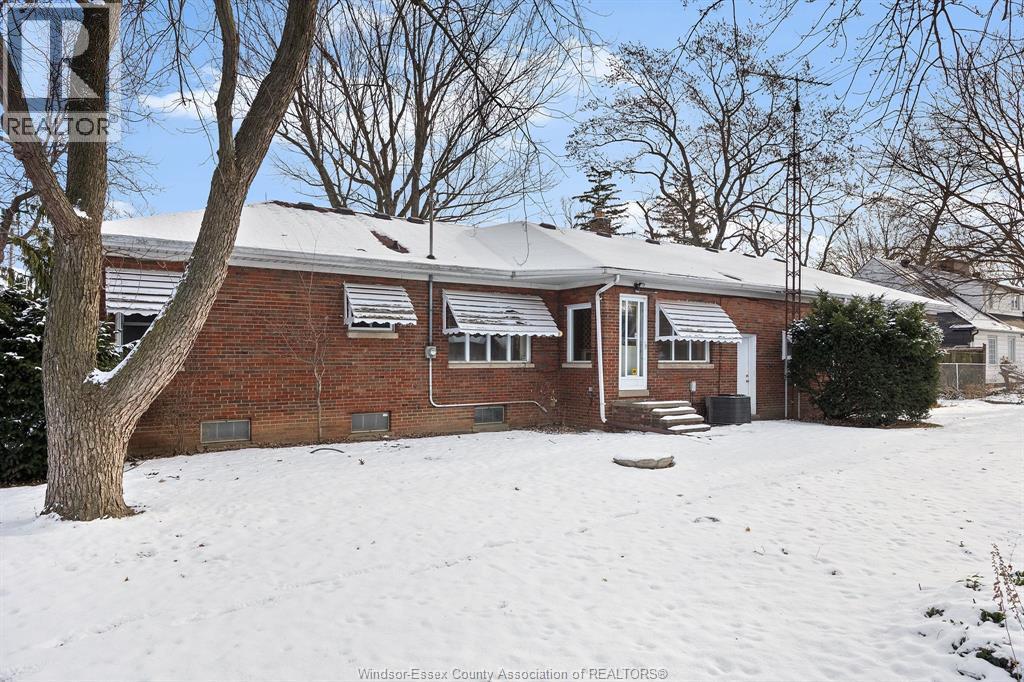 3207 Bruce, Windsor, ON - Outdoor
