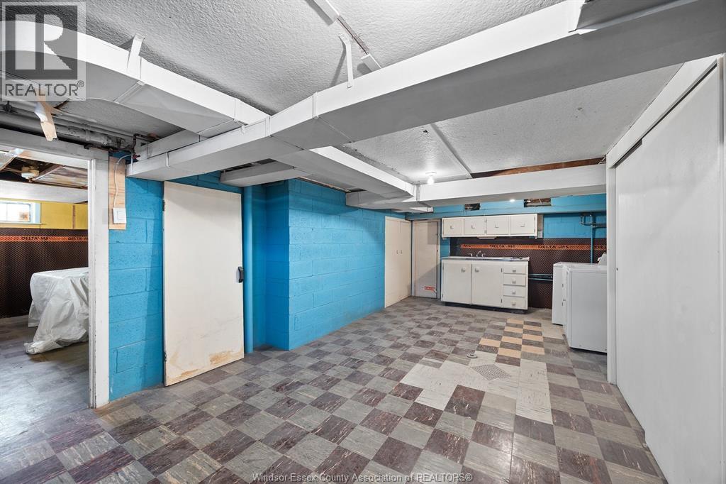 3207 Bruce, Windsor, ON - Indoor Photo Showing Other Room