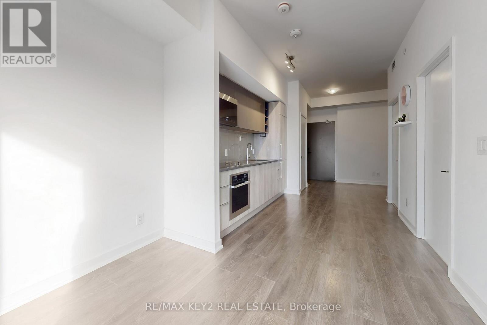 1901 - 2033 Kennedy Road, Toronto, ON - Indoor
