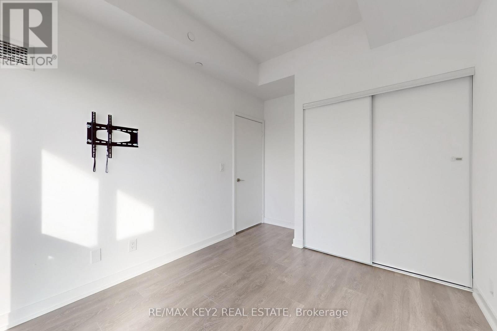 1901 - 2033 Kennedy Road, Toronto, ON - Indoor Photo Showing Other Room