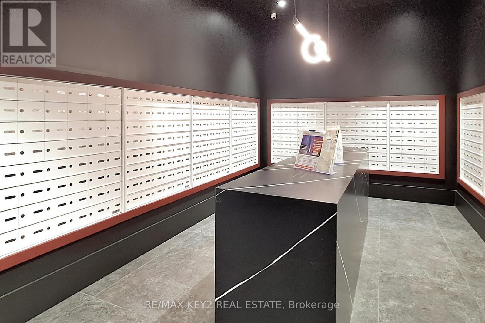 1901 - 2033 Kennedy Road, Toronto, ON - Indoor Photo Showing Other Room