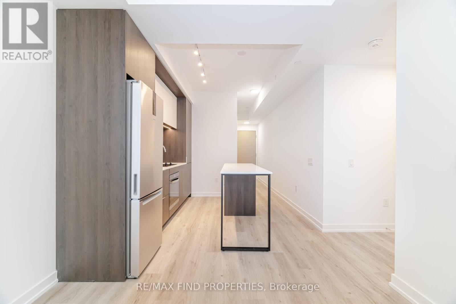 3105 - 395 Square One Drive, Mississauga, ON - Indoor Photo Showing Other Room