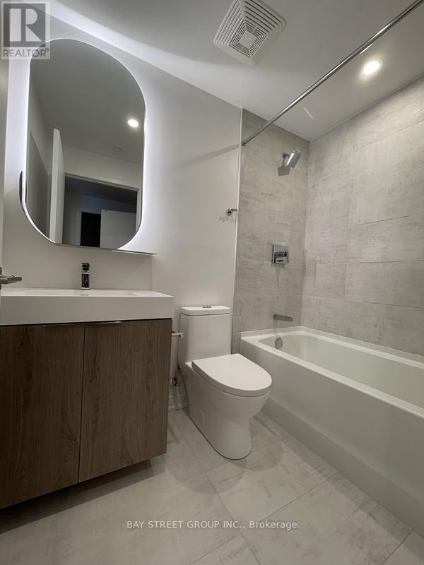 701 - 15 Holmes Avenue, Toronto, ON - Indoor Photo Showing Bathroom