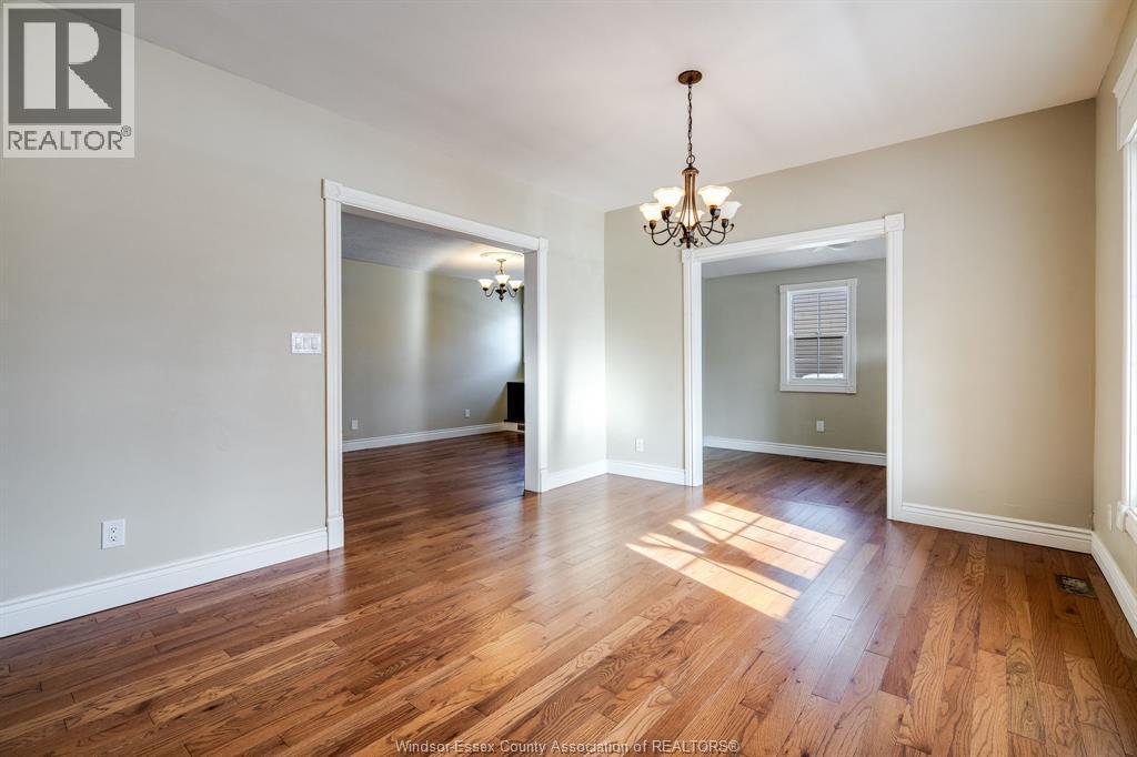 30 Mill Street East, Kingsville, ON - Indoor