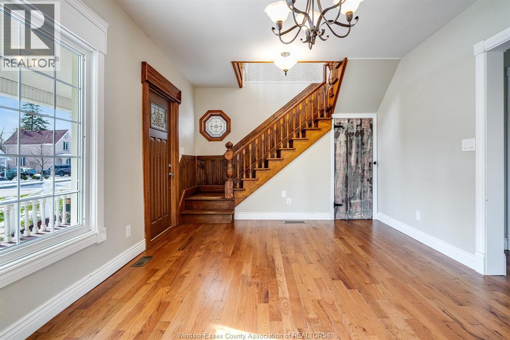 30 Mill Street East, Kingsville, ON - Indoor Photo Showing Other Room