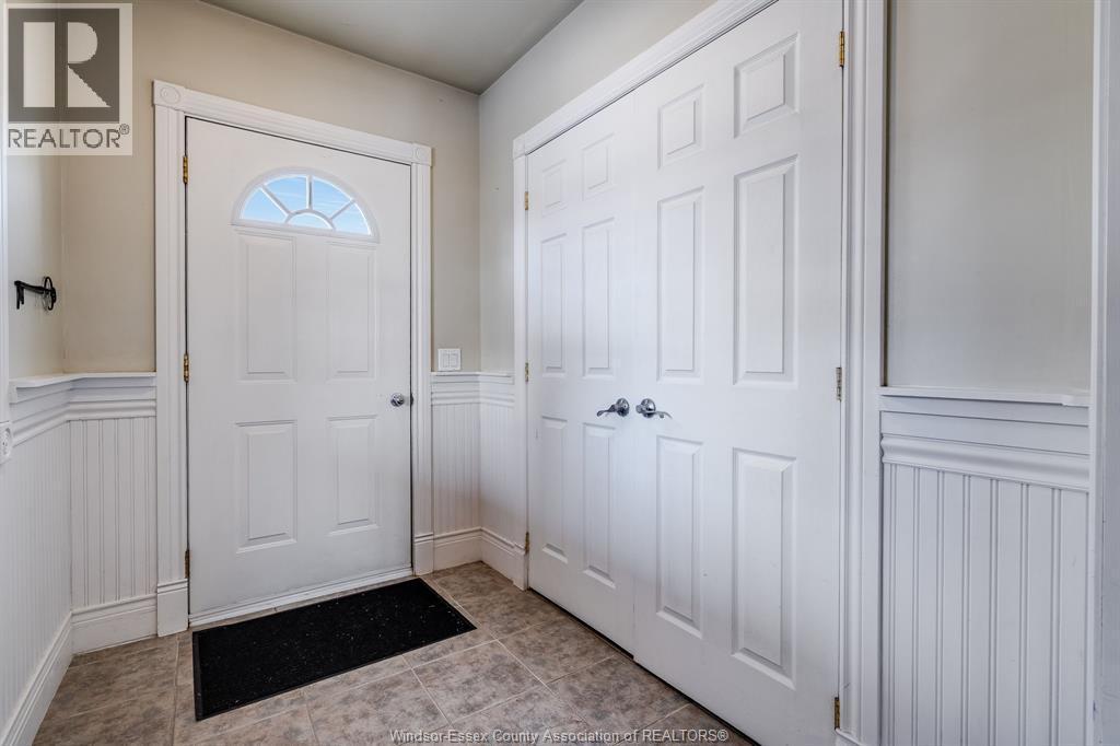 30 Mill Street East, Kingsville, ON - Indoor Photo Showing Other Room