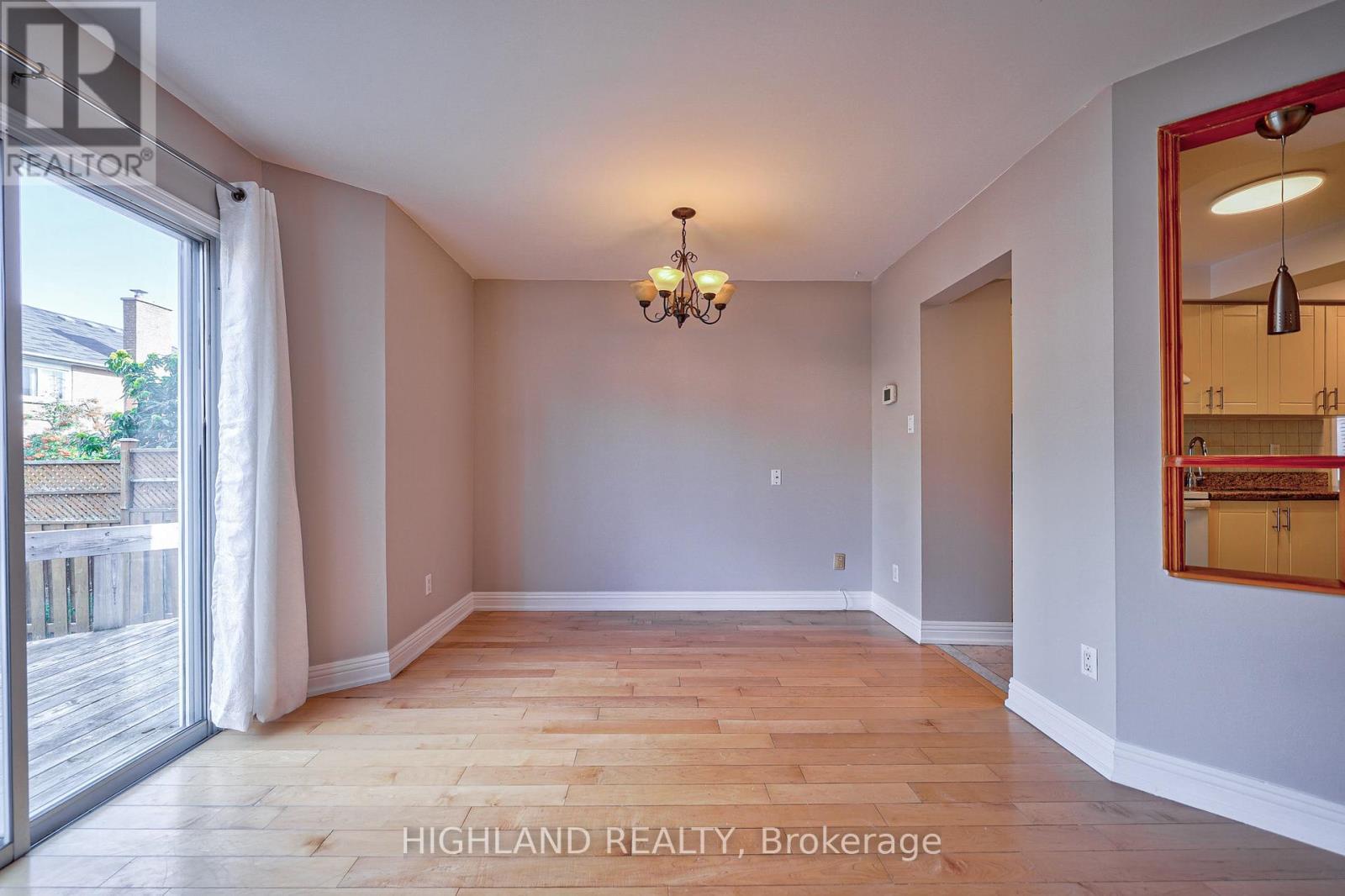 5634 Whistler Crescent, Mississauga, ON - Indoor Photo Showing Other Room