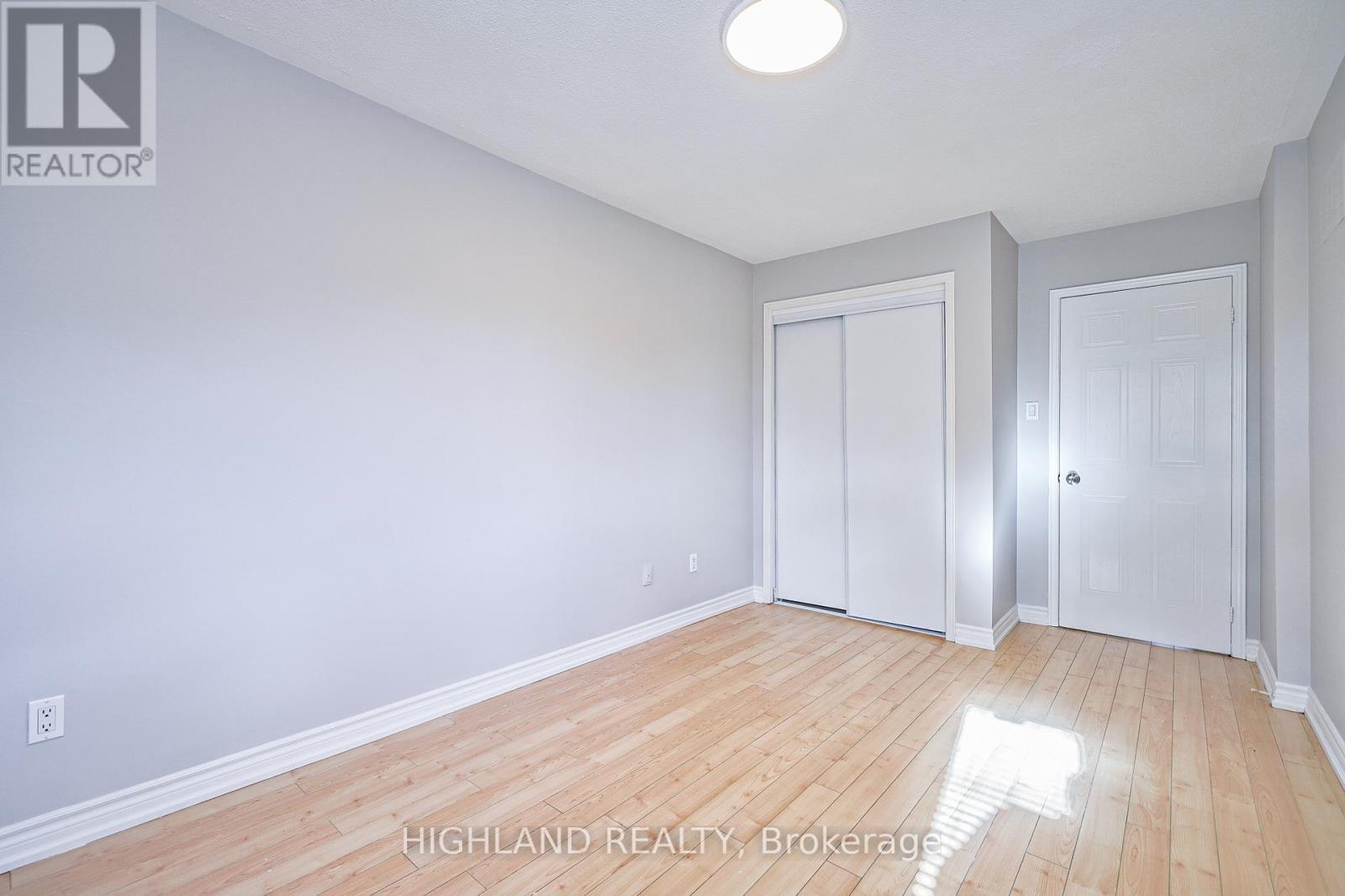 5634 Whistler Crescent, Mississauga, ON - Indoor Photo Showing Other Room