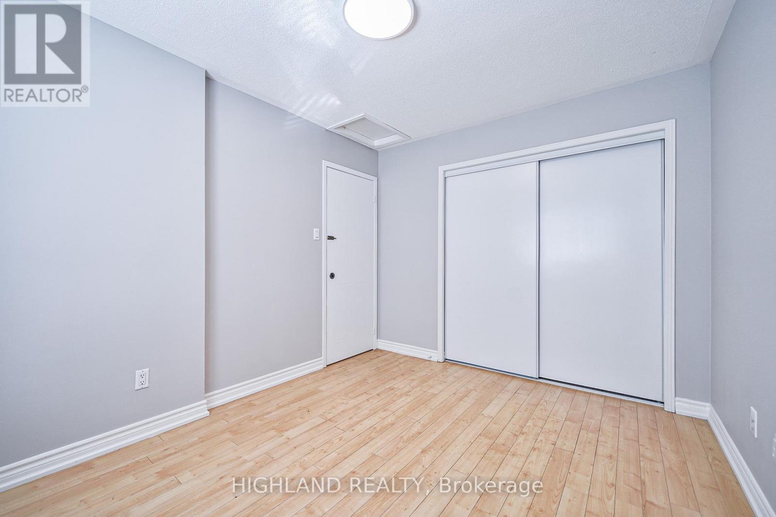 5634 Whistler Crescent, Mississauga, ON - Indoor Photo Showing Other Room