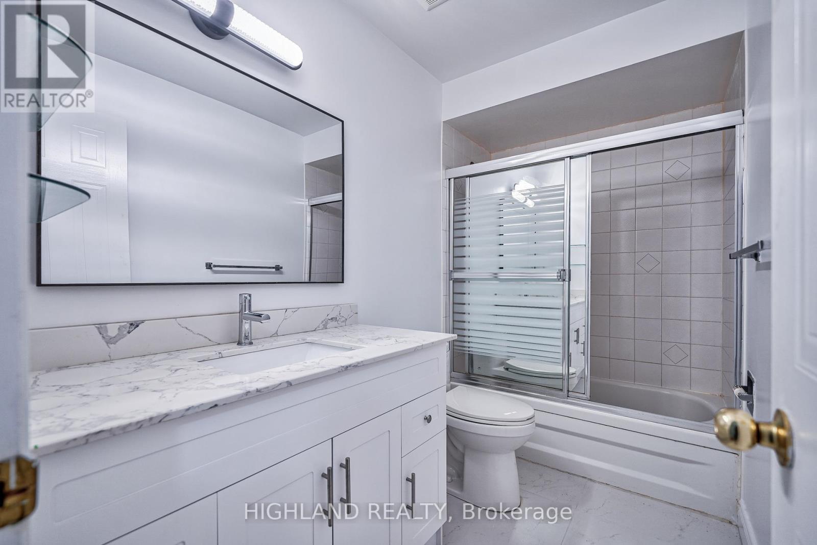 5634 Whistler Crescent, Mississauga, ON - Indoor Photo Showing Bathroom