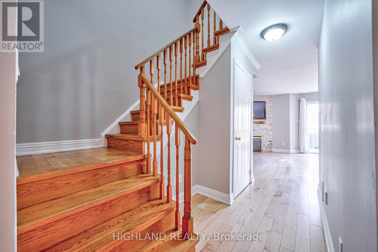 5634 Whistler Crescent, Mississauga, ON - Indoor Photo Showing Other Room