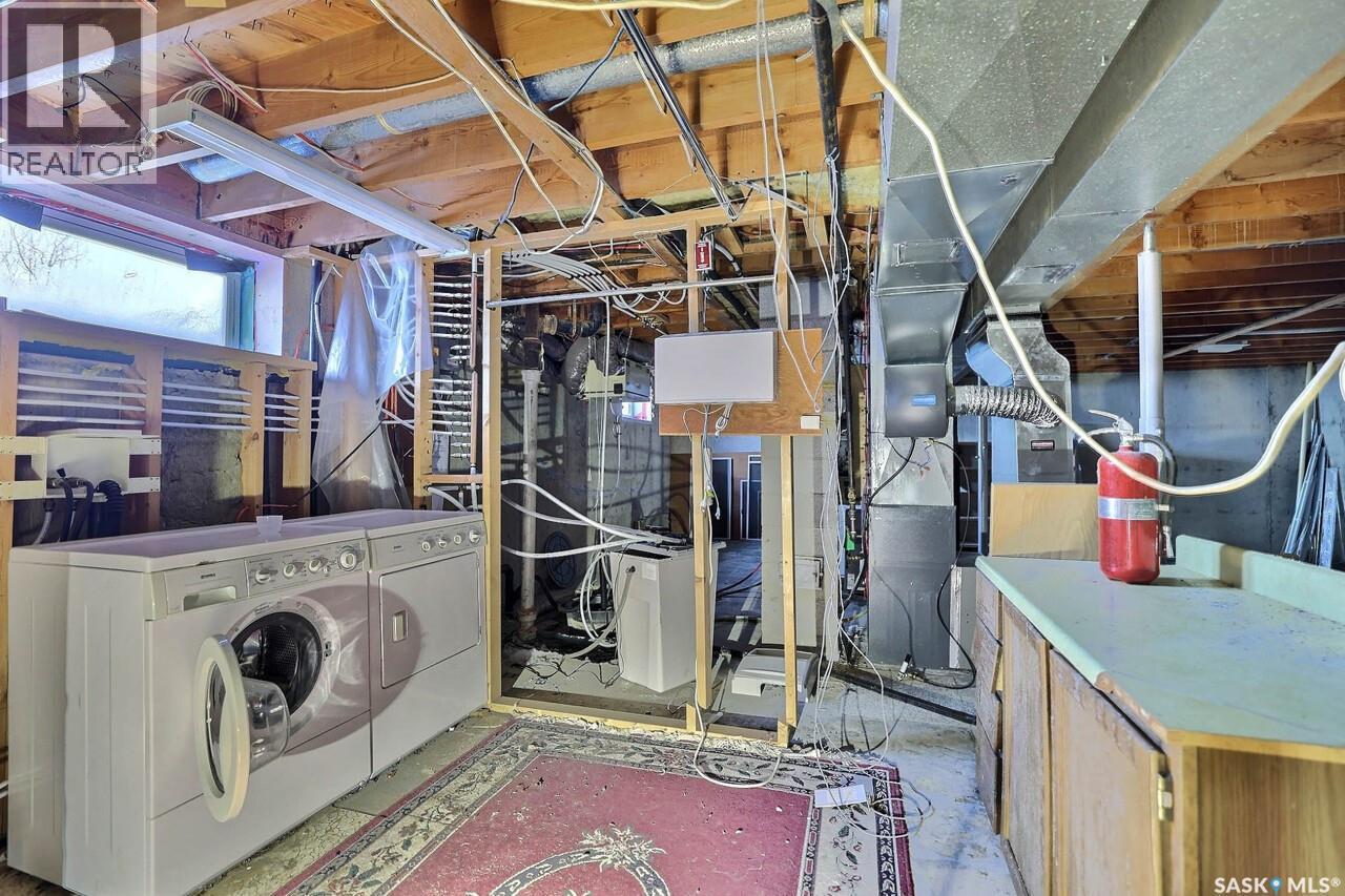 60 Cowburn Crescent, Regina, SK - Indoor Photo Showing Other Room