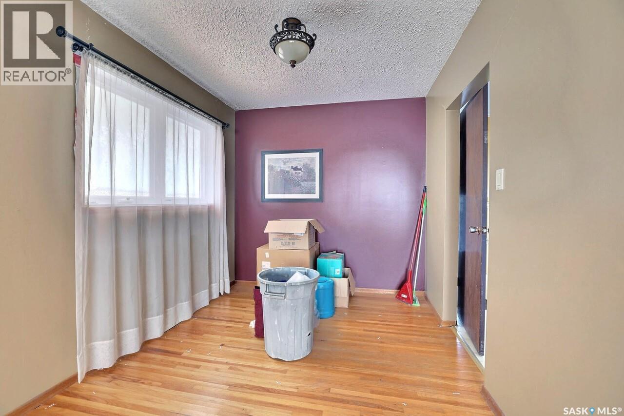 60 Cowburn Crescent, Regina, SK - Indoor Photo Showing Other Room