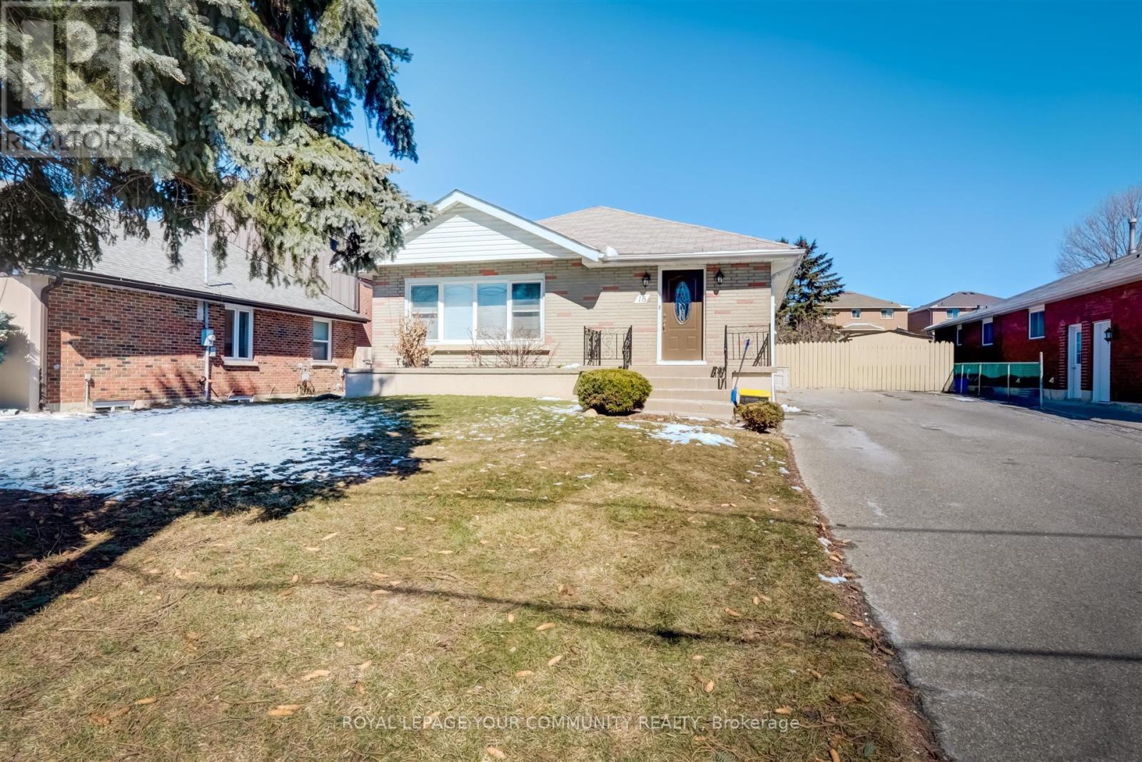 Basement - 18 Railway Street, Vaughan, ON - Outdoor