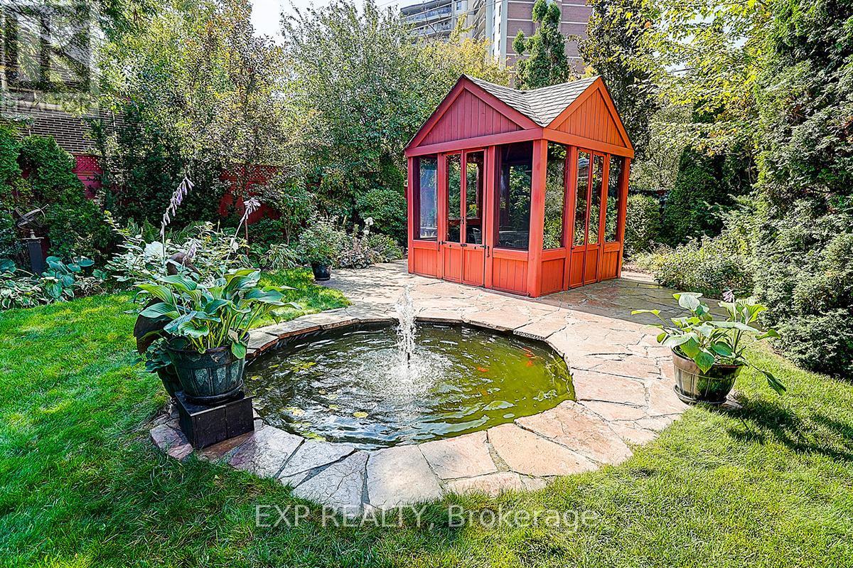 62 Kempsell Crescent, Toronto, ON - Outdoor