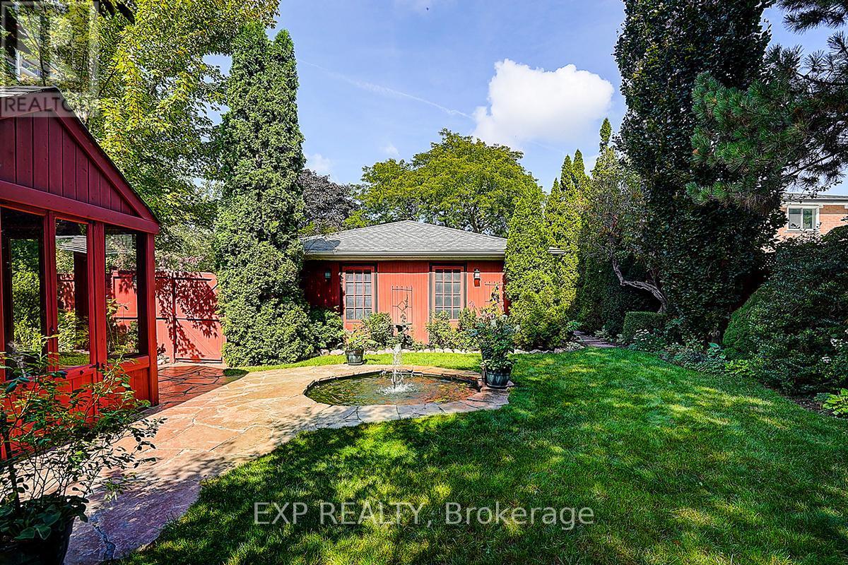 62 Kempsell Crescent, Toronto, ON - Outdoor