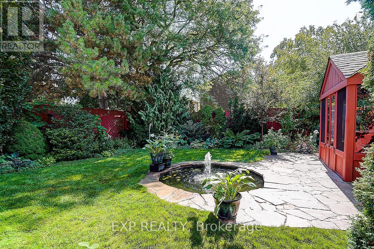 62 Kempsell Crescent, Toronto, ON - Outdoor