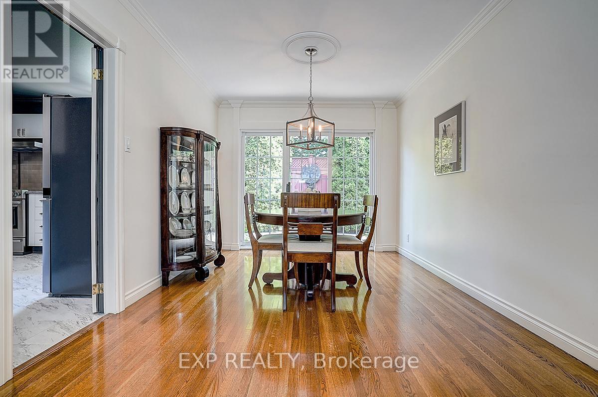 62 Kempsell Crescent, Toronto, ON - Indoor Photo Showing Dining Room
