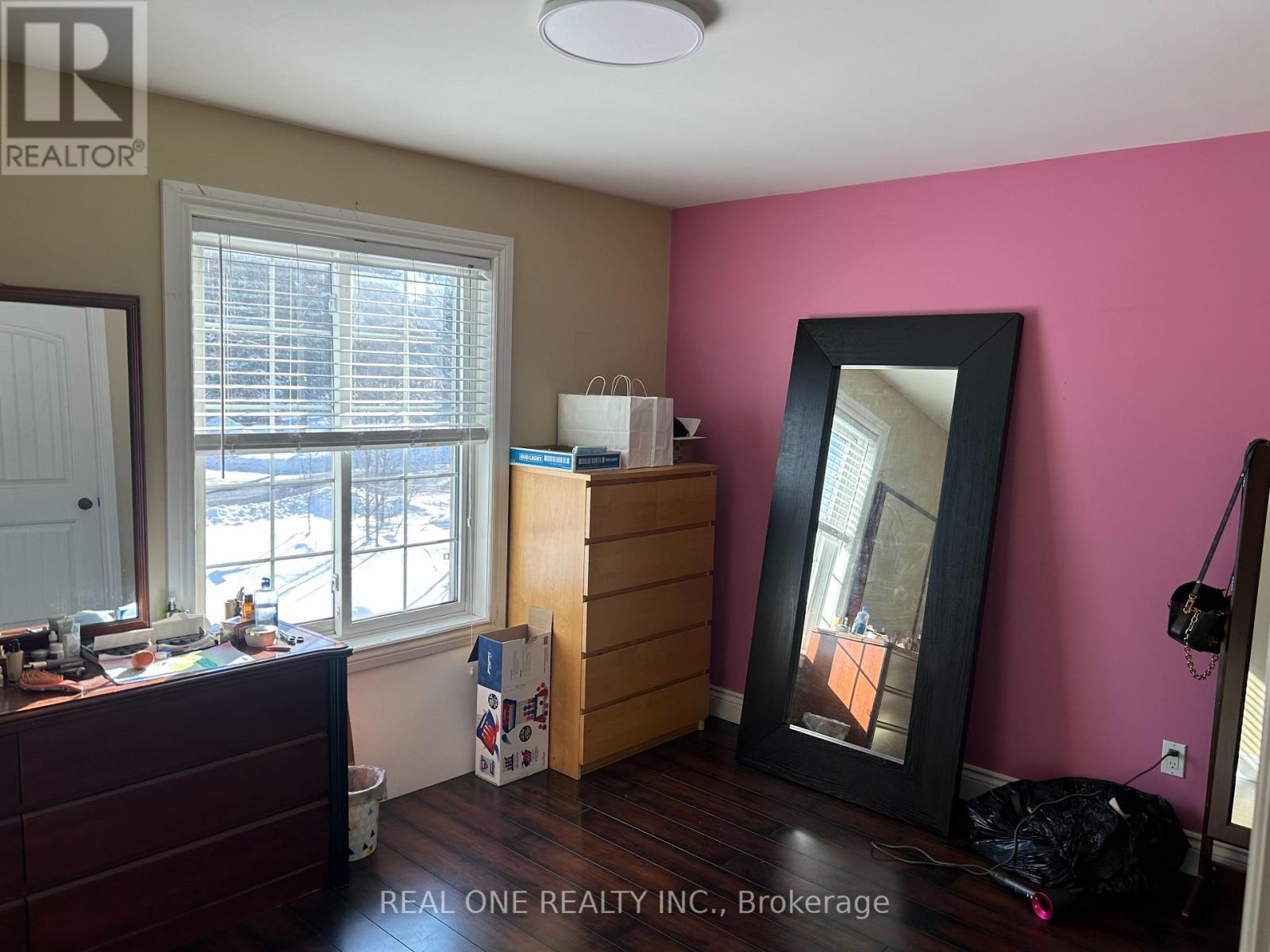 8 Queen Street, North Huron, ON