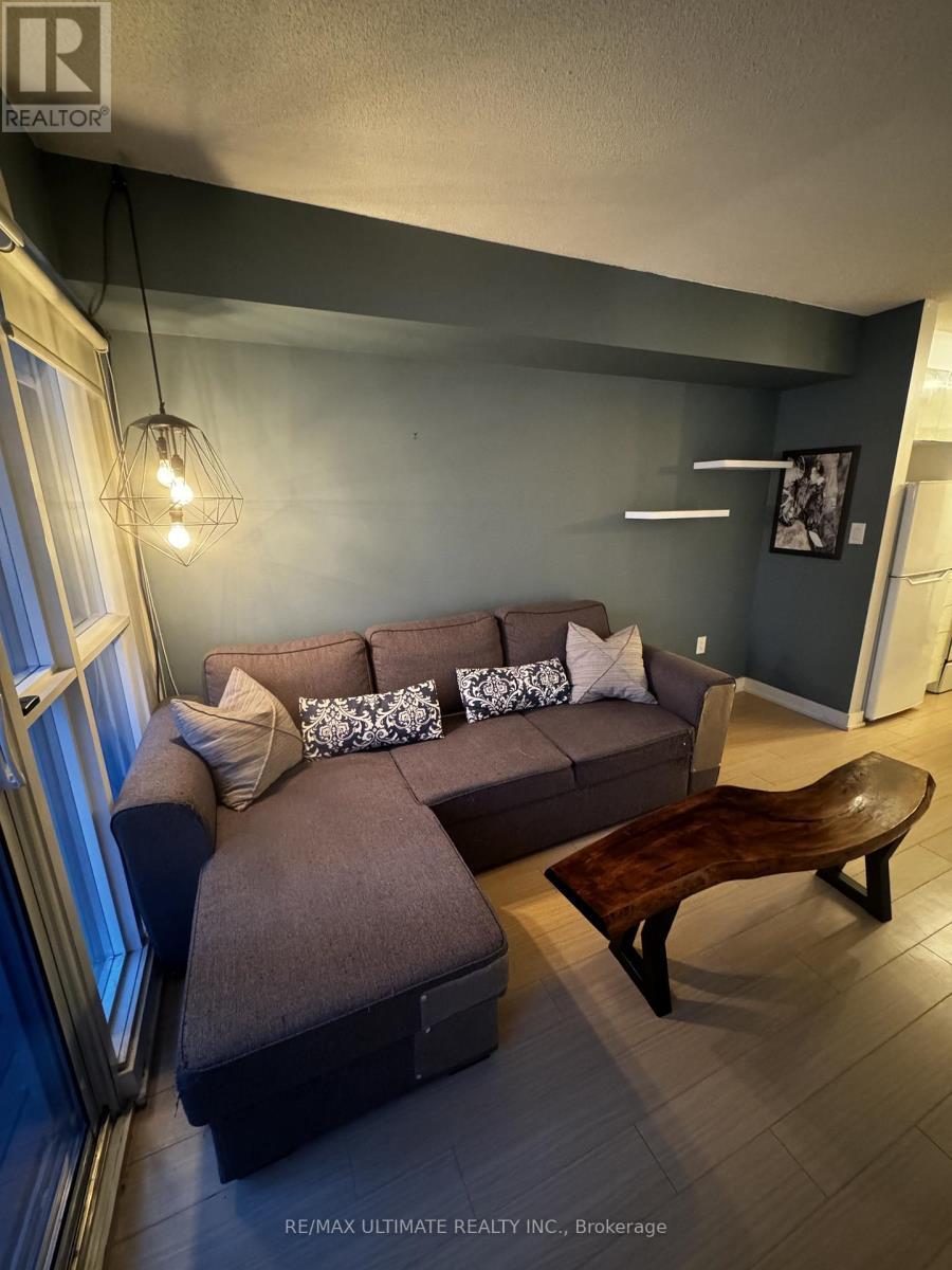 1105 - 15 Iceboat Terrace, Toronto, ON - Indoor