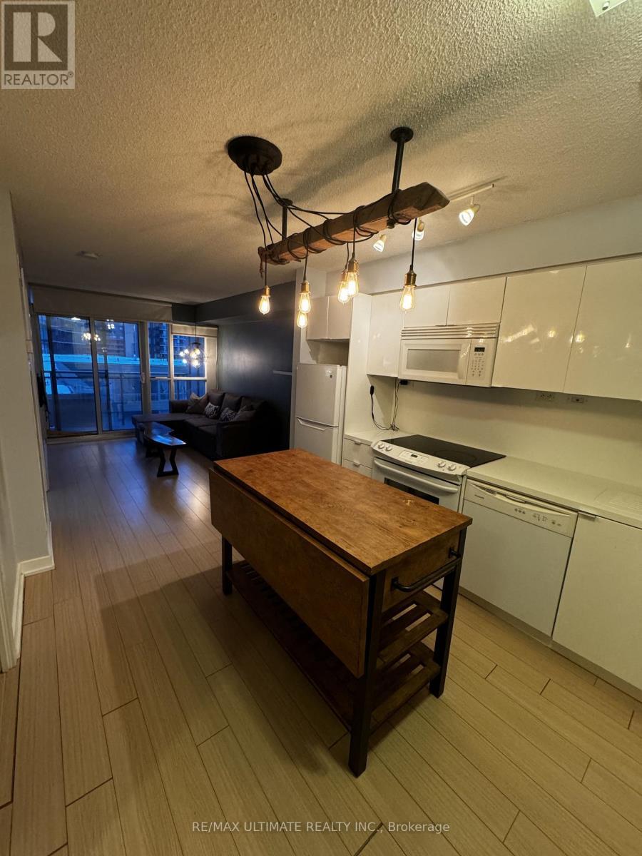 1105 - 15 Iceboat Terrace, Toronto, ON - Indoor
