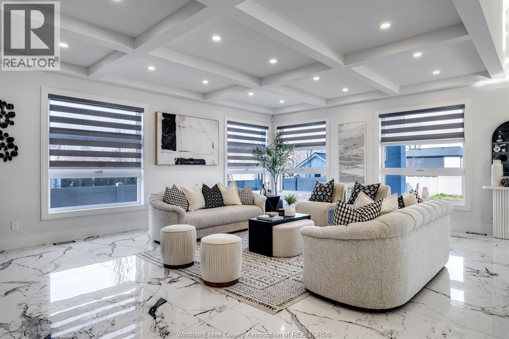 311 Water, Lakeshore, ON - Indoor Photo Showing Other Room