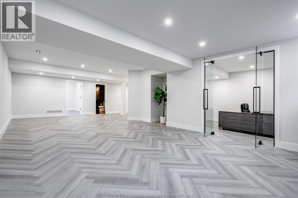 311 Water, Lakeshore, ON - Indoor Photo Showing Other Room