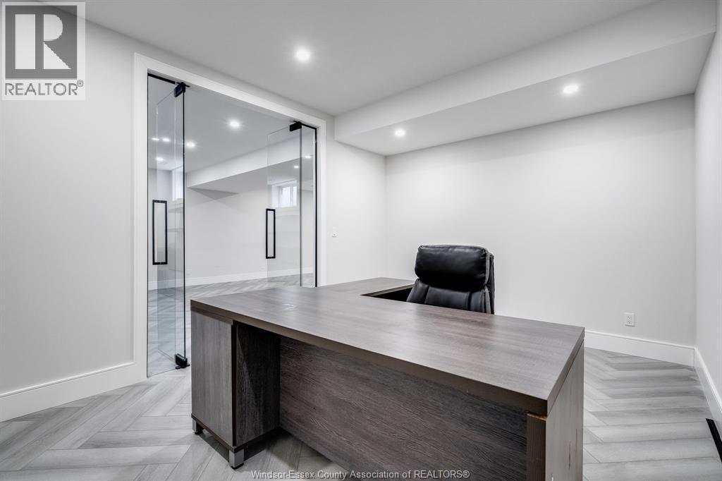 311 Water, Lakeshore, ON - Indoor Photo Showing Office