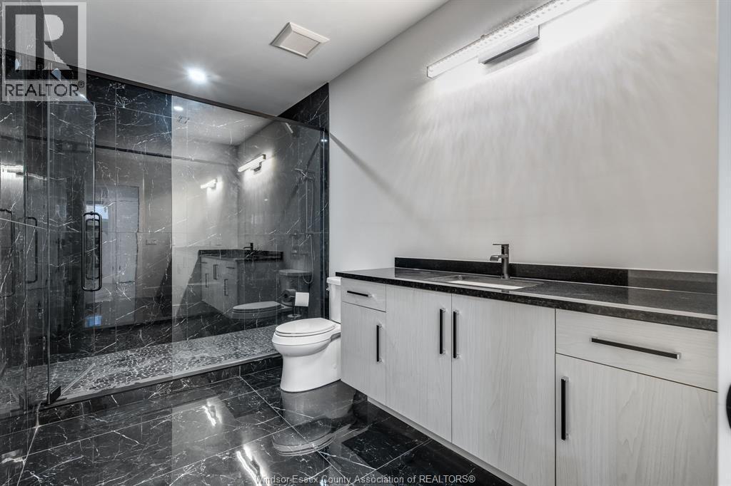 311 Water, Lakeshore, ON - Indoor Photo Showing Bathroom