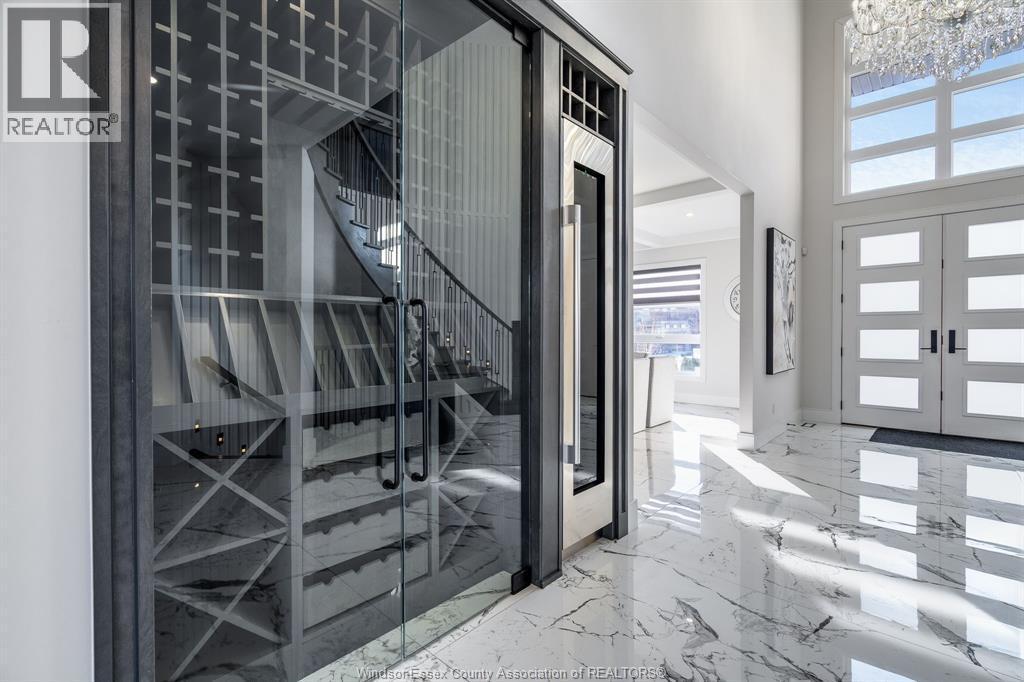 311 Water, Lakeshore, ON - Indoor Photo Showing Other Room