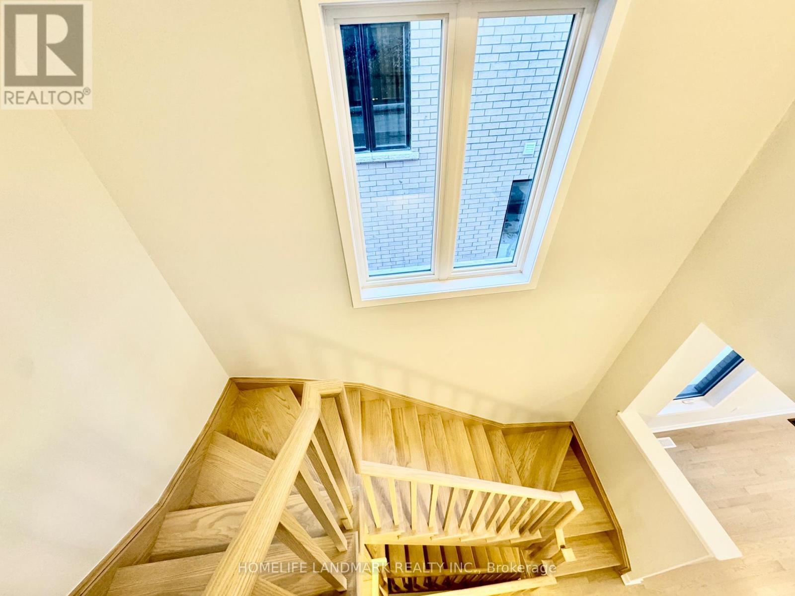 12 Harvey Bunker Crescent, Markham, ON - Indoor Photo Showing Other Room