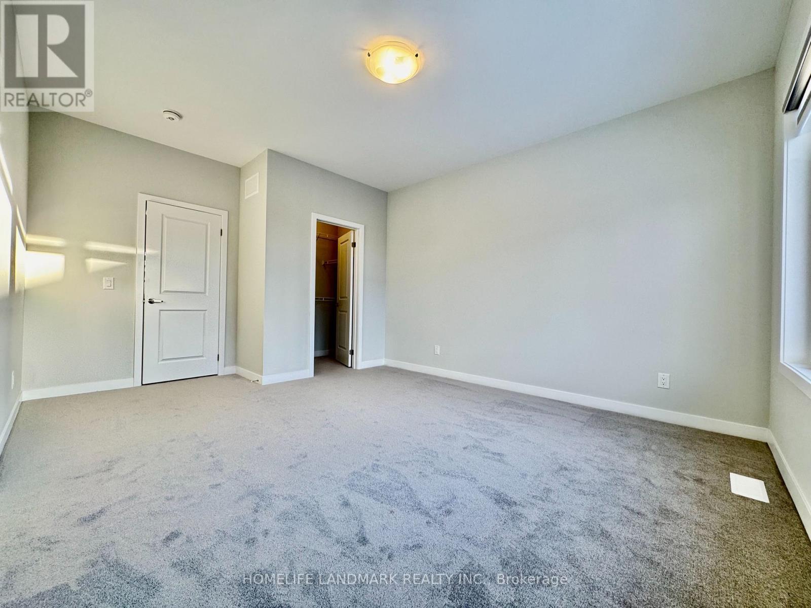 12 Harvey Bunker Crescent, Markham, ON - Indoor Photo Showing Other Room