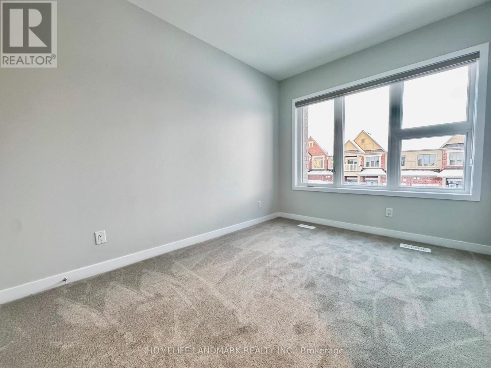 12 Harvey Bunker Crescent, Markham, ON - Indoor Photo Showing Other Room