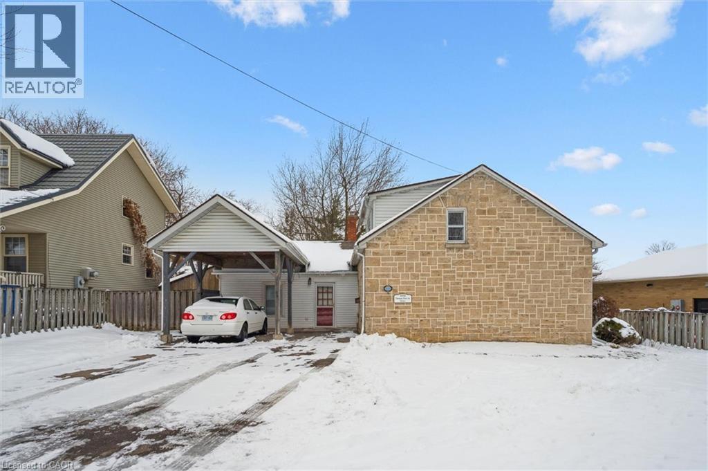 350 Breadalbane Street, Fergus, ON - Outdoor