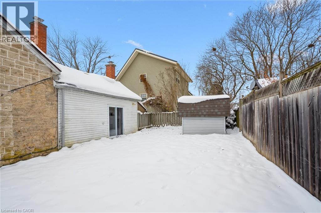 350 Breadalbane Street, Fergus, ON - Outdoor With Exterior