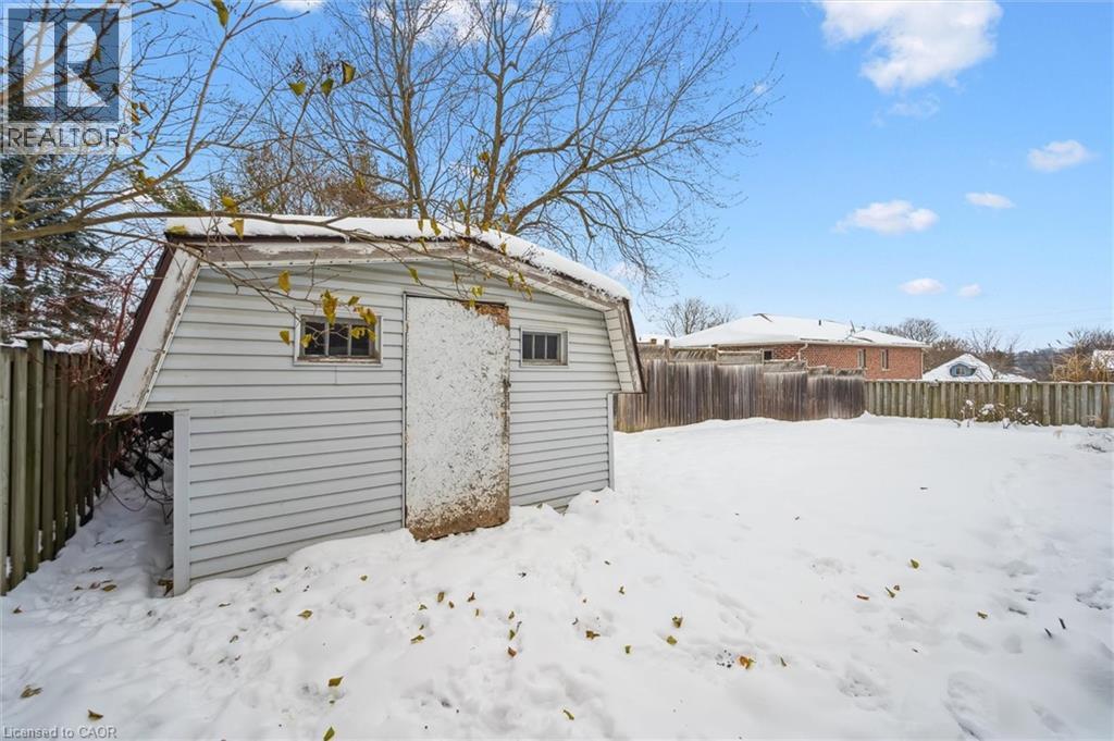 350 Breadalbane Street, Fergus, ON - Outdoor