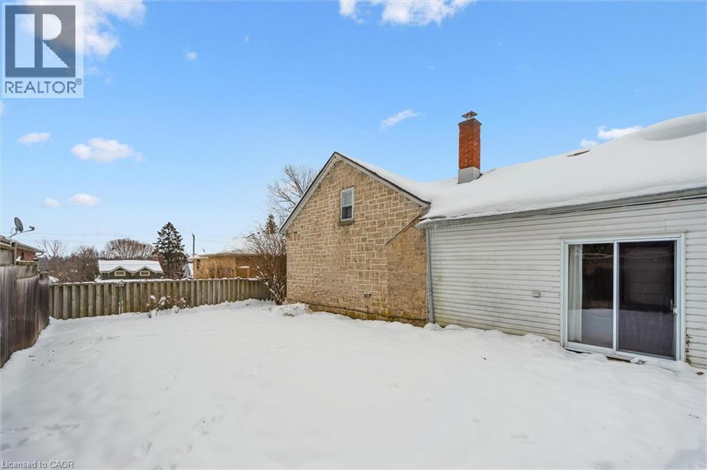 350 Breadalbane Street, Fergus, ON - Outdoor With Exterior