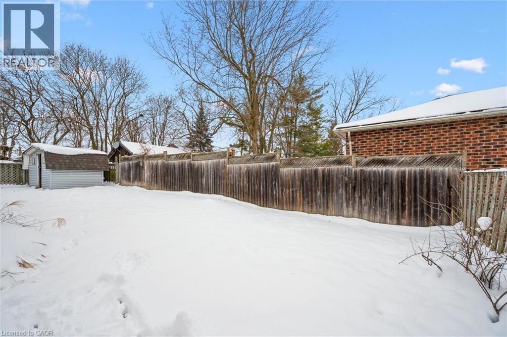 350 Breadalbane Street, Fergus, ON - Outdoor