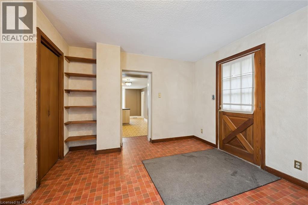 350 Breadalbane Street, Fergus, ON - Indoor Photo Showing Other Room