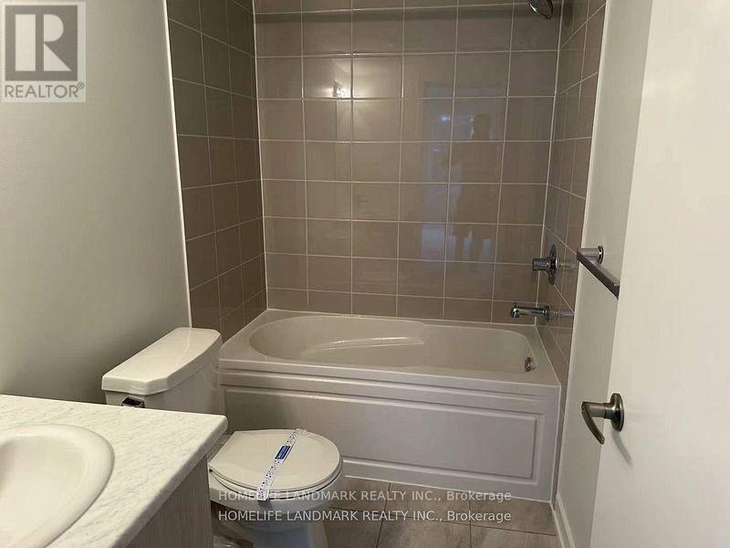 7 - 3538 Colonial Drive, Mississauga, ON - Indoor Photo Showing Bathroom