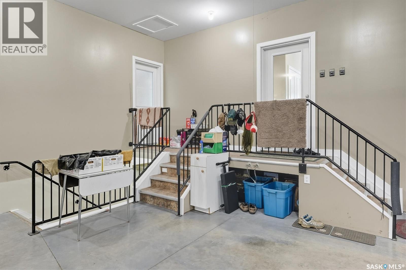 4005 3Rd Avenue W, Waldheim, SK - Indoor Photo Showing Other Room