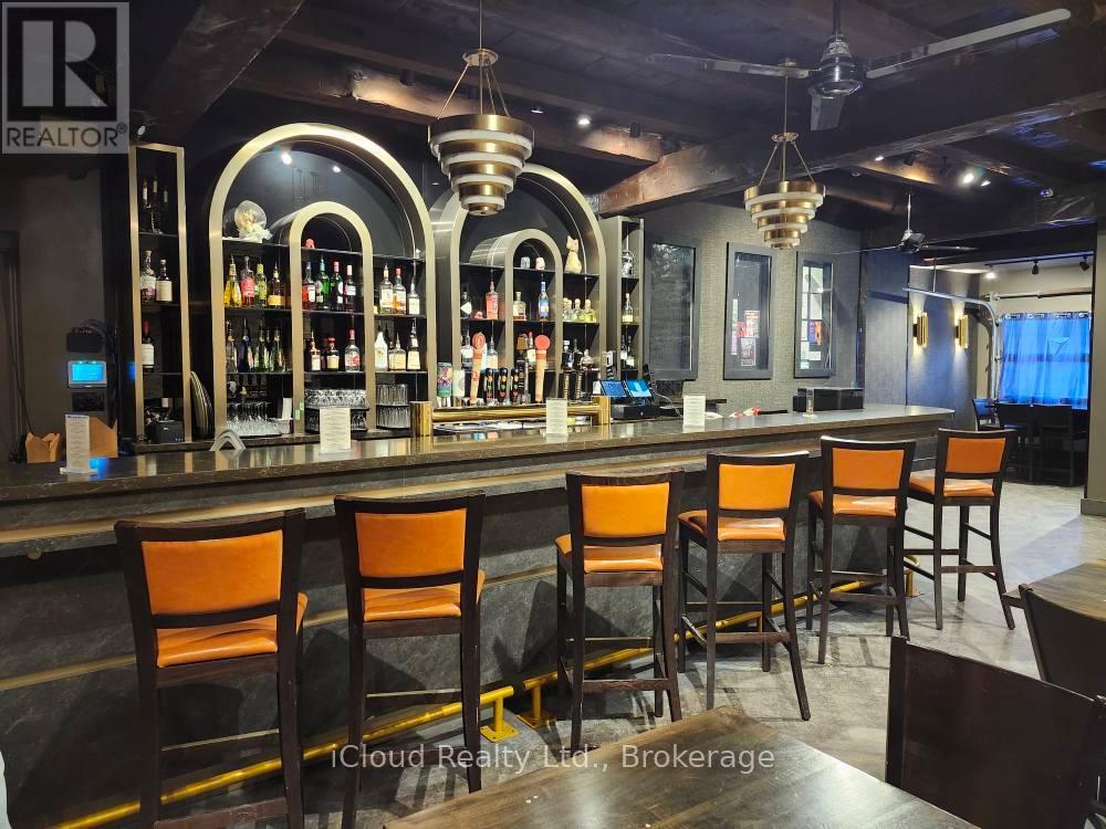 91 Wyndham Street N, Guelph, ON