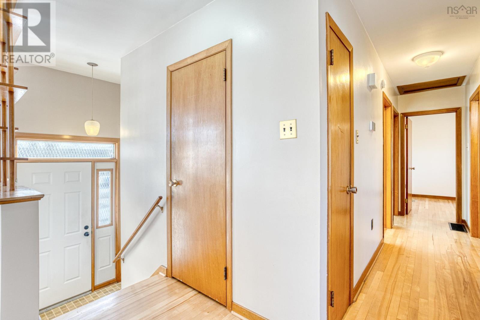 10 Nightingale Drive, Halifax, NS - Indoor Photo Showing Other Room