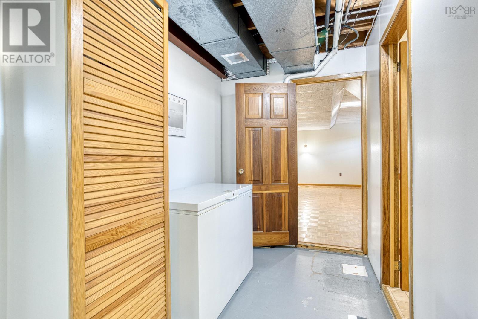 10 Nightingale Drive, Halifax, NS - Indoor Photo Showing Other Room