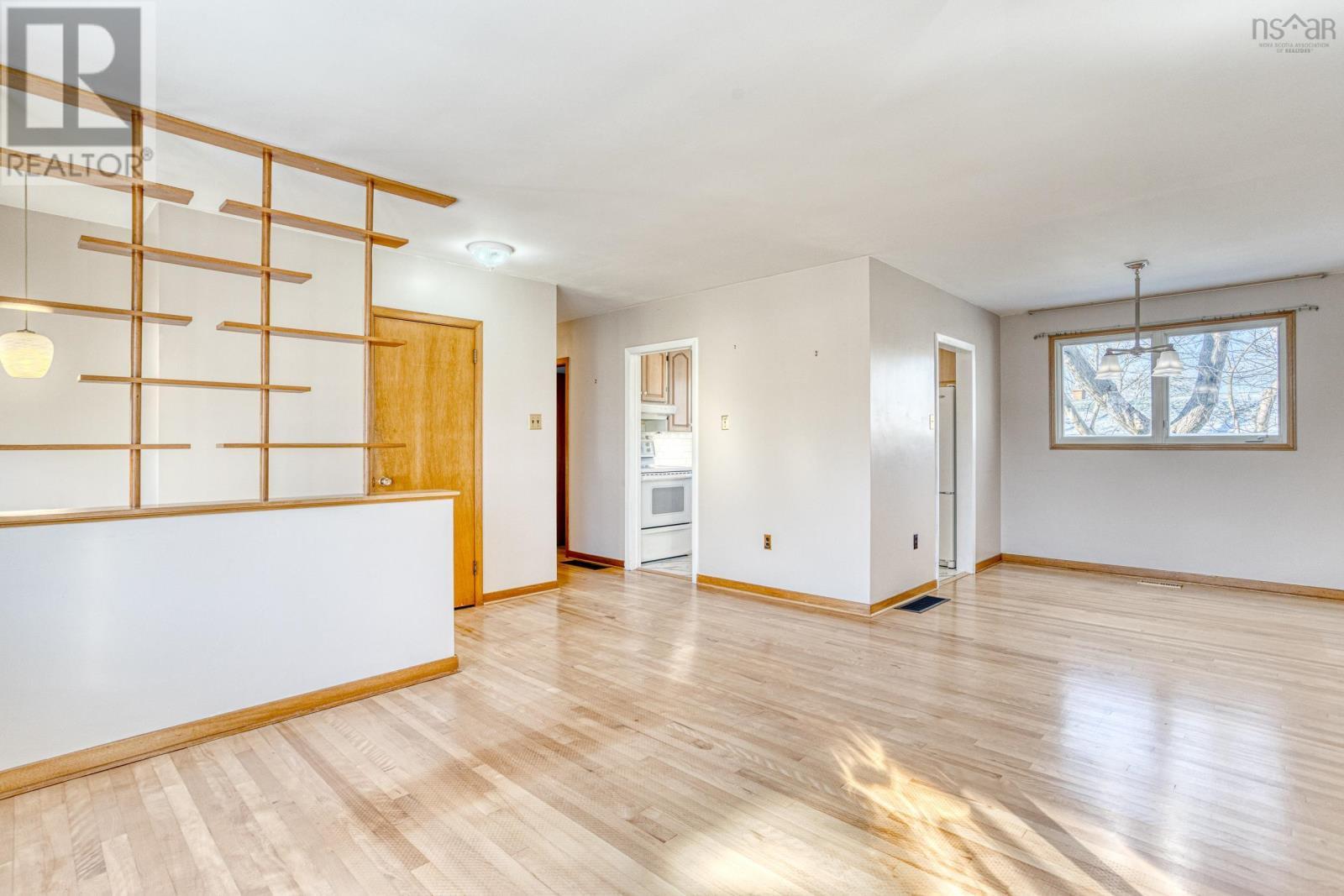 10 Nightingale Drive, Halifax, NS - Indoor Photo Showing Other Room