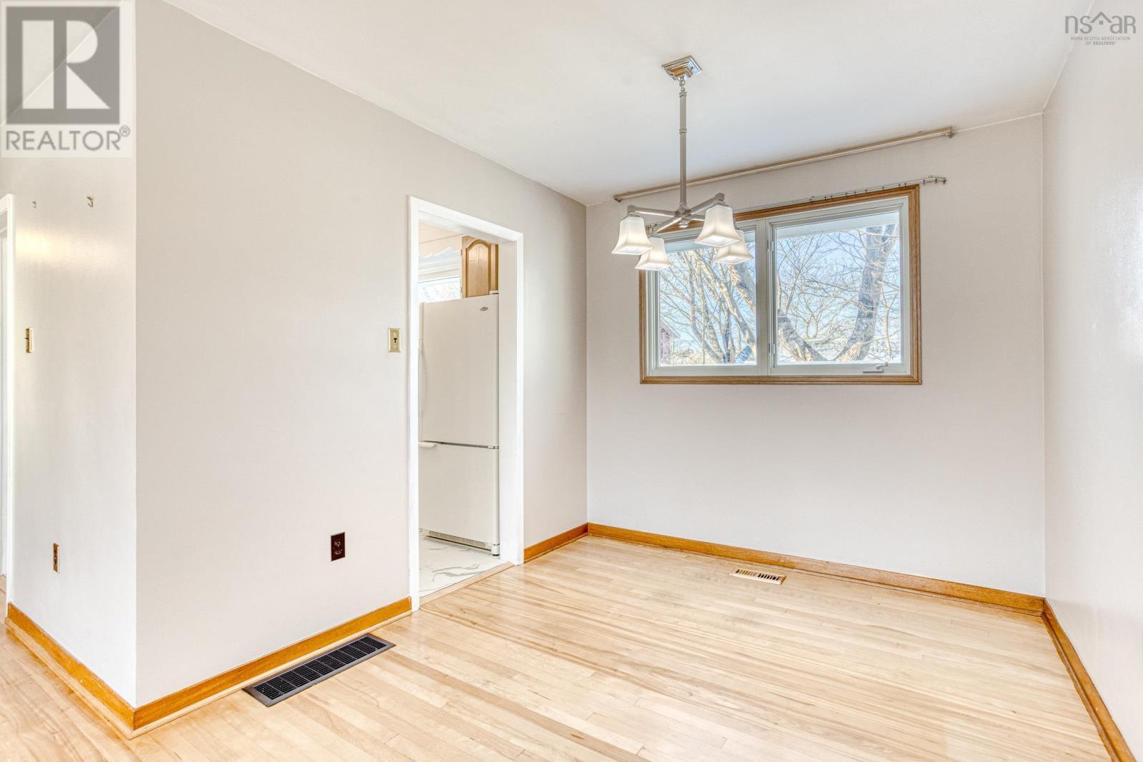 10 Nightingale Drive, Halifax, NS - Indoor Photo Showing Other Room