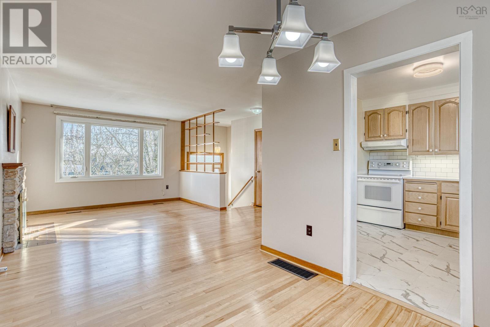 10 Nightingale Drive, Halifax, NS - Indoor